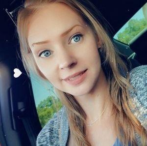 Meet your Posher, Valerie